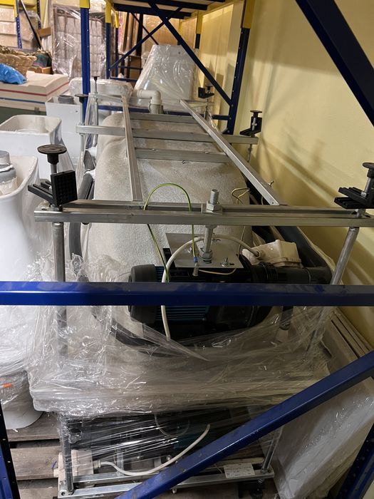 Vendo banheiras novas com hidromassagem Roca