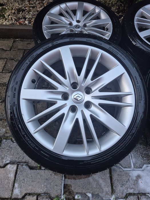 Felgi 5x114,3 renault kia  18 cali opony letnie