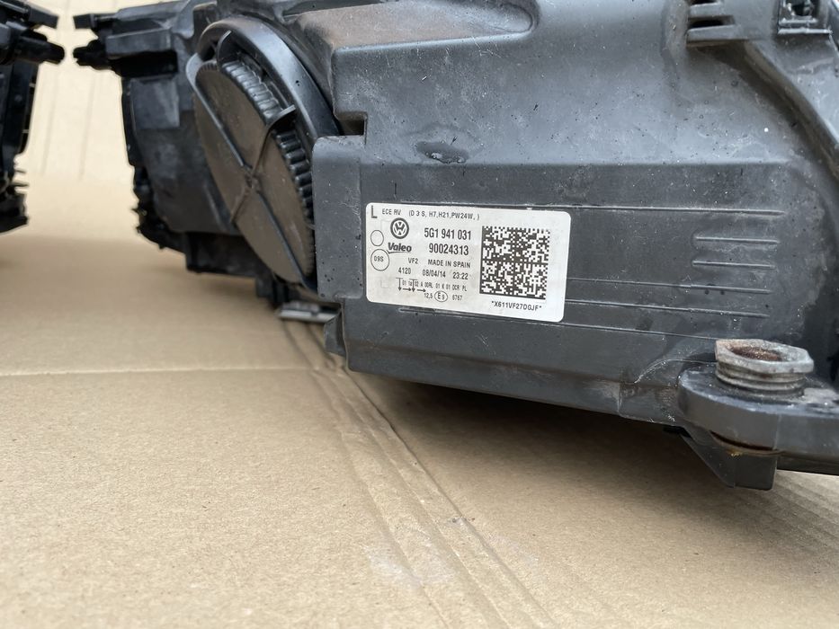 Фари гольф 7 xenon