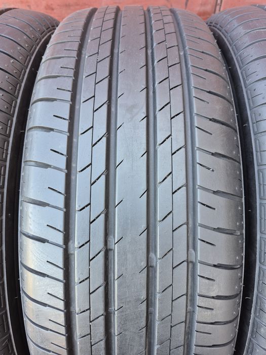 225/60/18 R18 Bridgestone Dueler H/L 4шт ціна за 1шт  шини