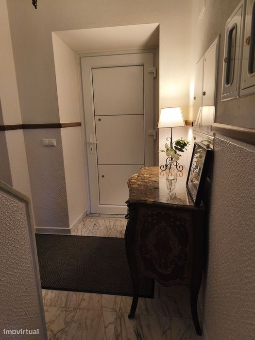 Moradia T5 com terraço e varanda em Óbidos