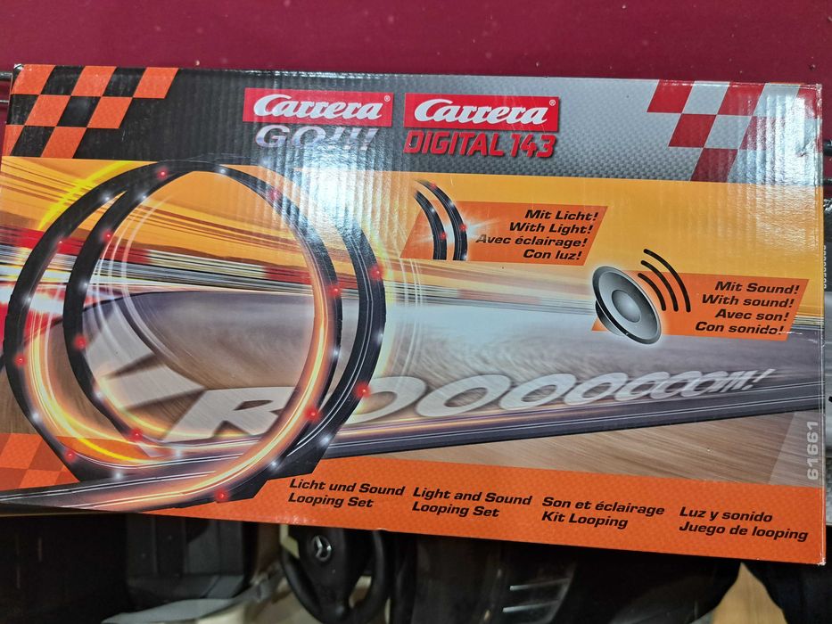 carrera go pętla  ze światłem i dźwiękiem PLUS GRATIS zestaw nowy