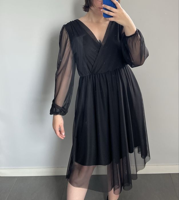 Czarna elegancka ażurowa sukienka siateczkowa na imprezę na wesele