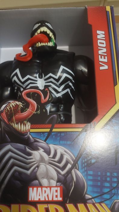 Boneco VENOM marvel avengers da hasbro.
