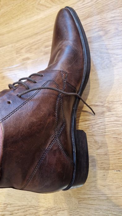 Ботінки осінні .