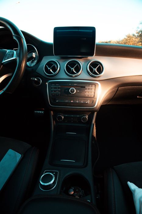 Mercedes-Benz CLA 200 AMG Coupé | Automático | 2016
