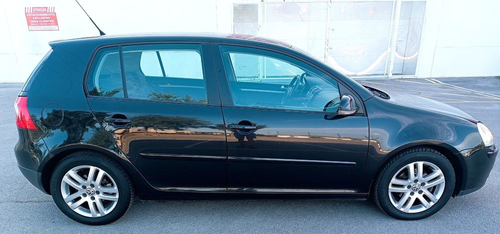 VW Golf 1.9TDI 105CV BlueMotion. 163mil km!