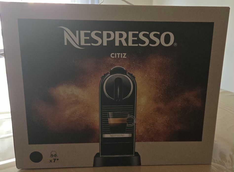 Máquina de café NESPRESSO CITIZ com garantia