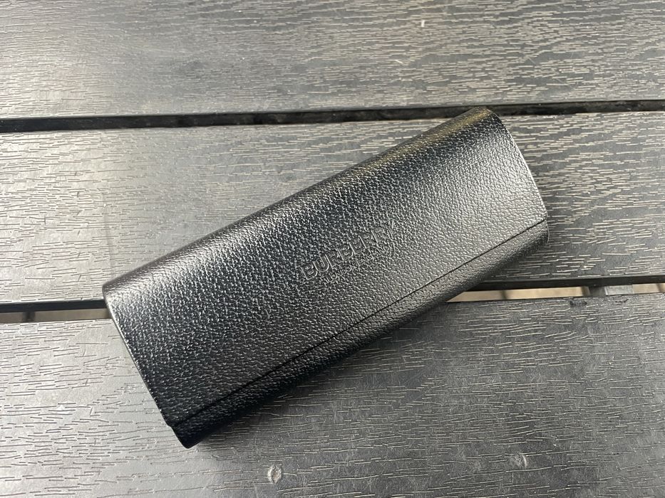 Футляр доя окулярів burberry