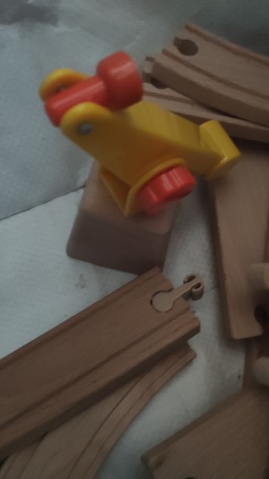 Pista de madeira Ikea