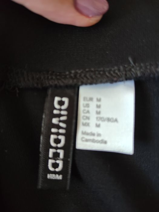 Krótka spódniczka rozm M