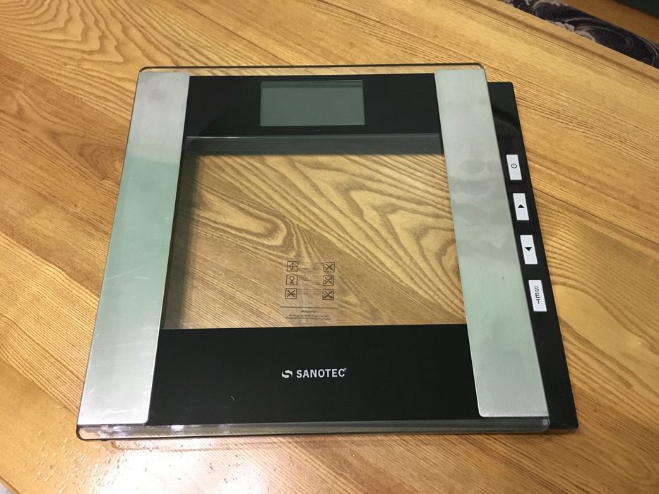 Весы напольные, ваги електронні, діагностичні Sanotec