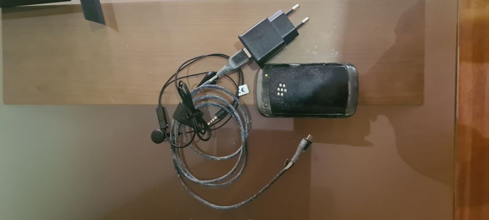 Blackberry 9360 preto