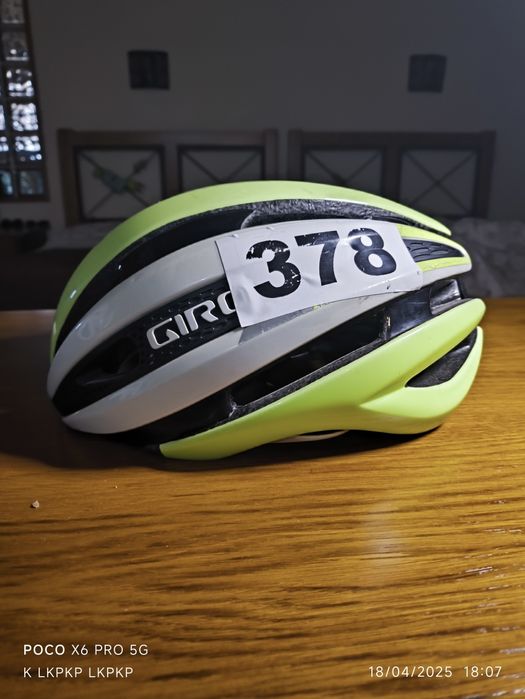 Capacete ciclismo giro