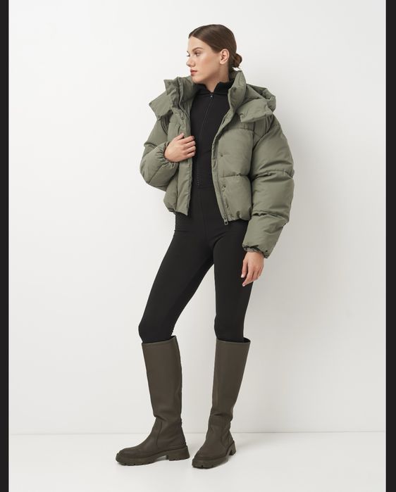 Куртка Zara, підійде на кінець зими початок весни.