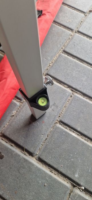 Łata niwelacyjna laserowa