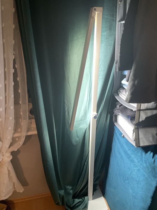 Profesionalna liniowa lampa marki lumeline