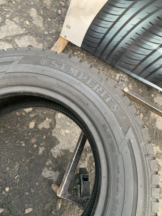 Шини 205/65 R15C пара Semperit 6,5мм, зима 2022р