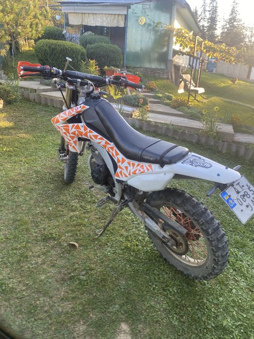 Хорнет дакар 300 про