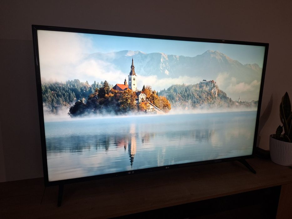 Lg uhd 4k 55UM7050 stanie idelany