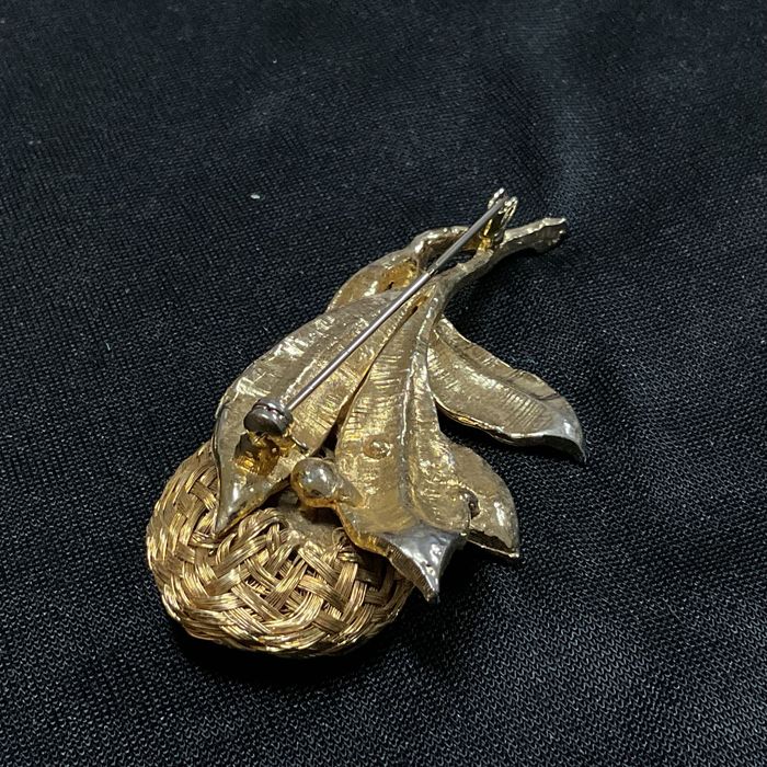 Broche peça vintage biju,7 cm