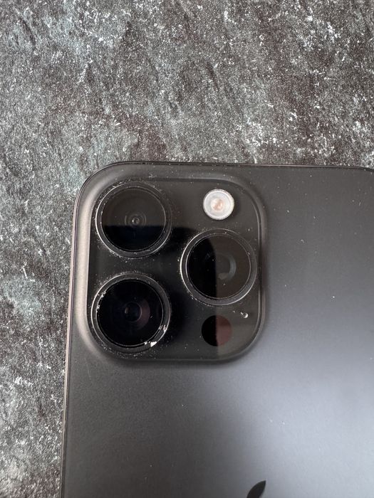 iPhone 15 Pro Max 256 ГБ  89% еSIM