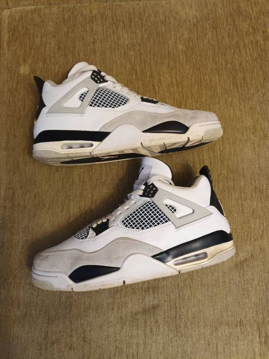 Кроссовки Nike Air Jordan 4 retro