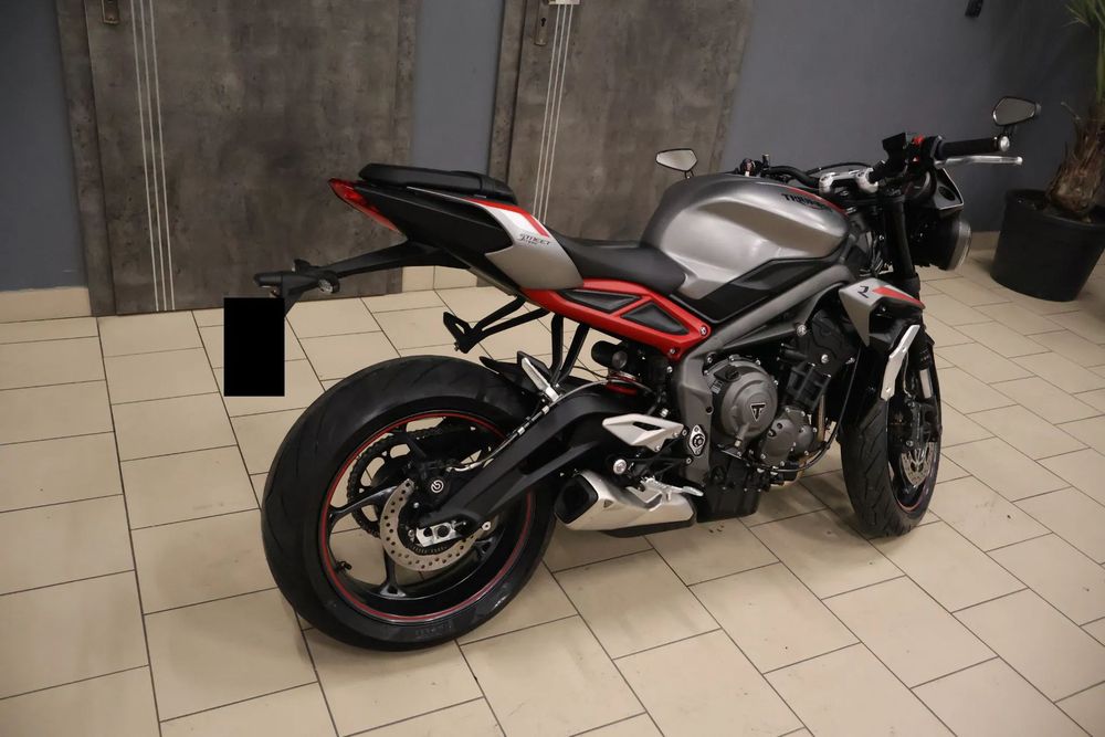 Triumph Street Triple 765 R Jak Nowy! Km Przebiegu Rs