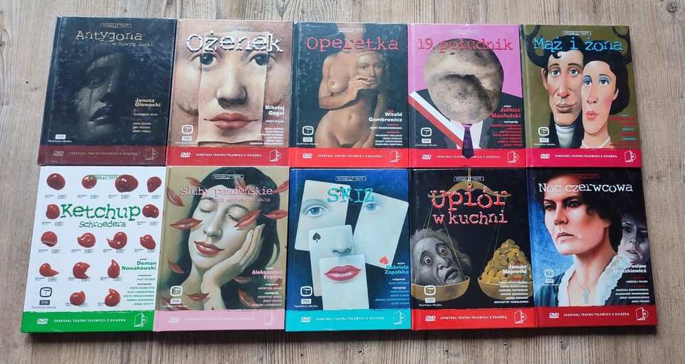 Kocham Teatr  Telewizji DVD + książka Nowy Folia