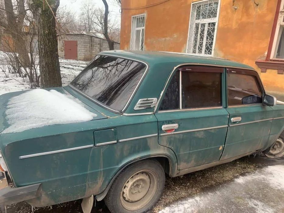 Автомобиль ваз 2106