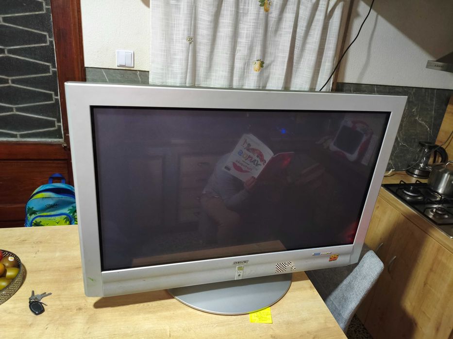 TV lcd Sony 108  cm de ecrã