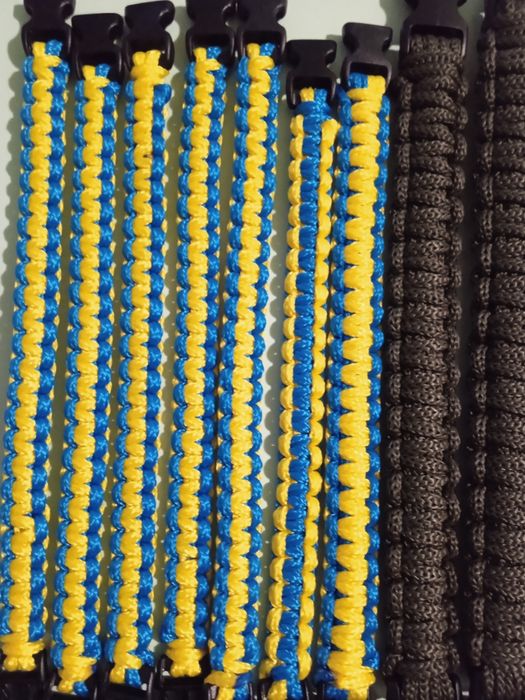 Продам браслети з паракорду