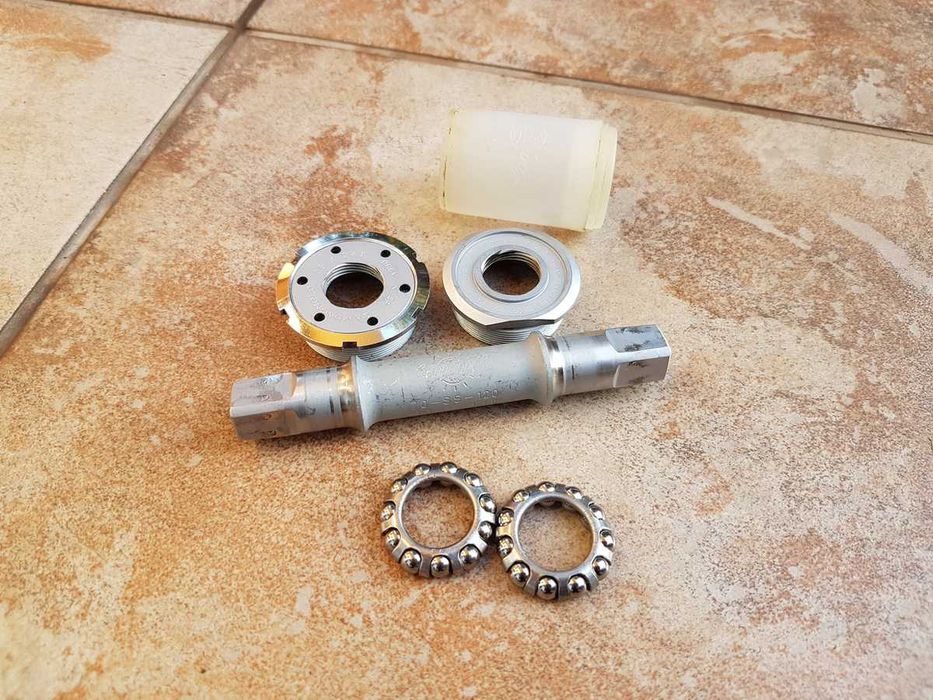 wkład suport Campagnolo RECORD, 115.5mm, Italy, vintage