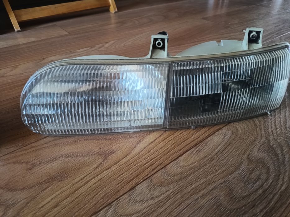 Фари Ford Taurus G2