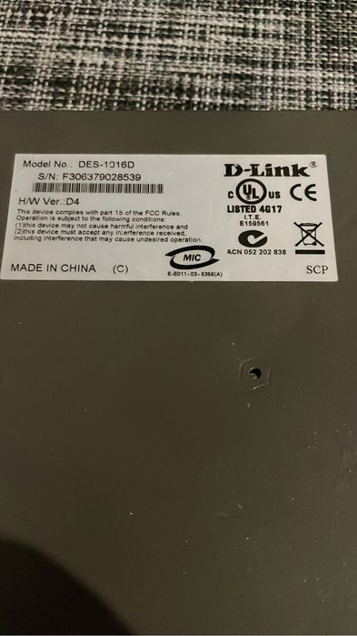 Комутатор свич des-1016d