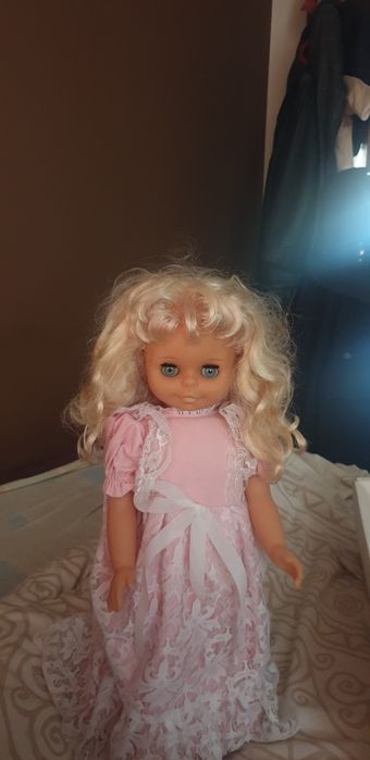 Duza lalka ,laleczka