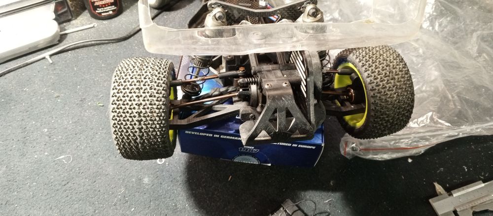 Sprzedam model Serpent SRX-2 RM