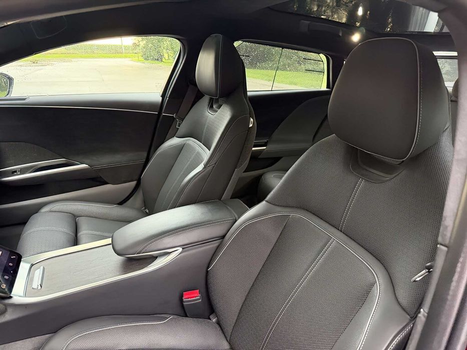 Lucid Air Grand Touring      2022