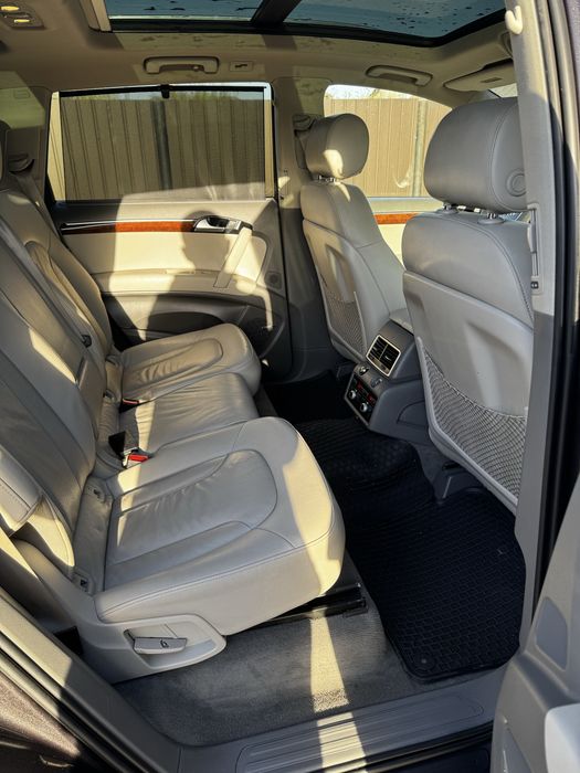 Продам Audi q7 3.0 tfsi