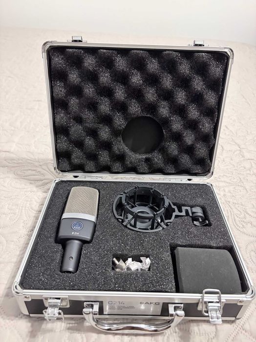 Vendo microfone AKG C214 como NOVO