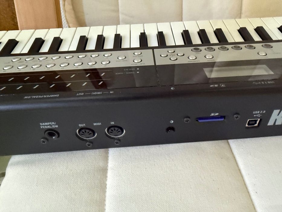 Korg Microstation 62 teclas
