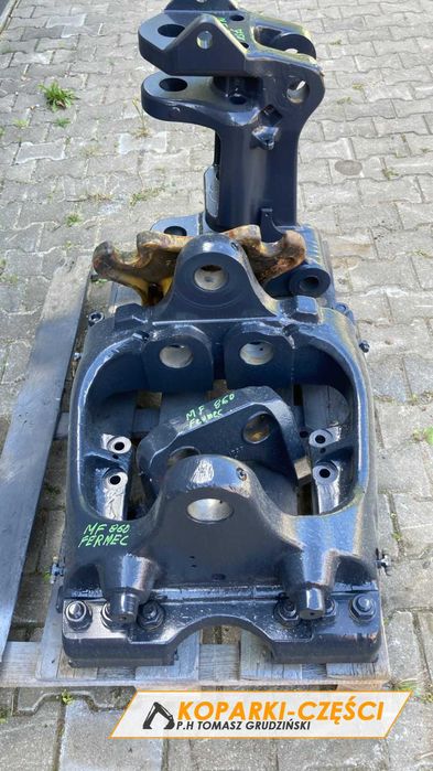 Wieszak ramka ramienia tylnego Fermec / Massey Ferguson 750 /860