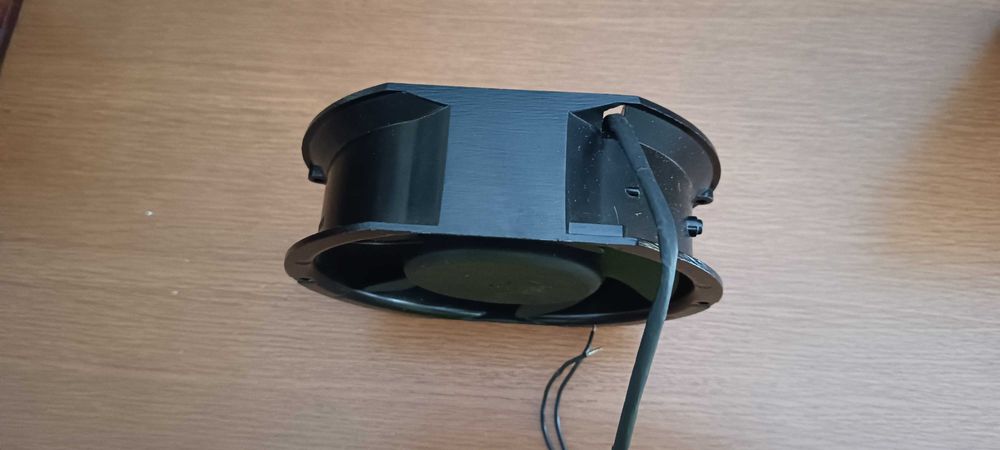 Ventilador axial Sunon