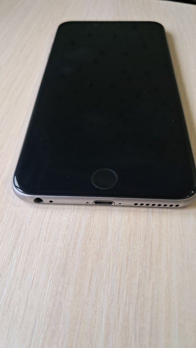Продам айфон 6 plus 64гб неверлок