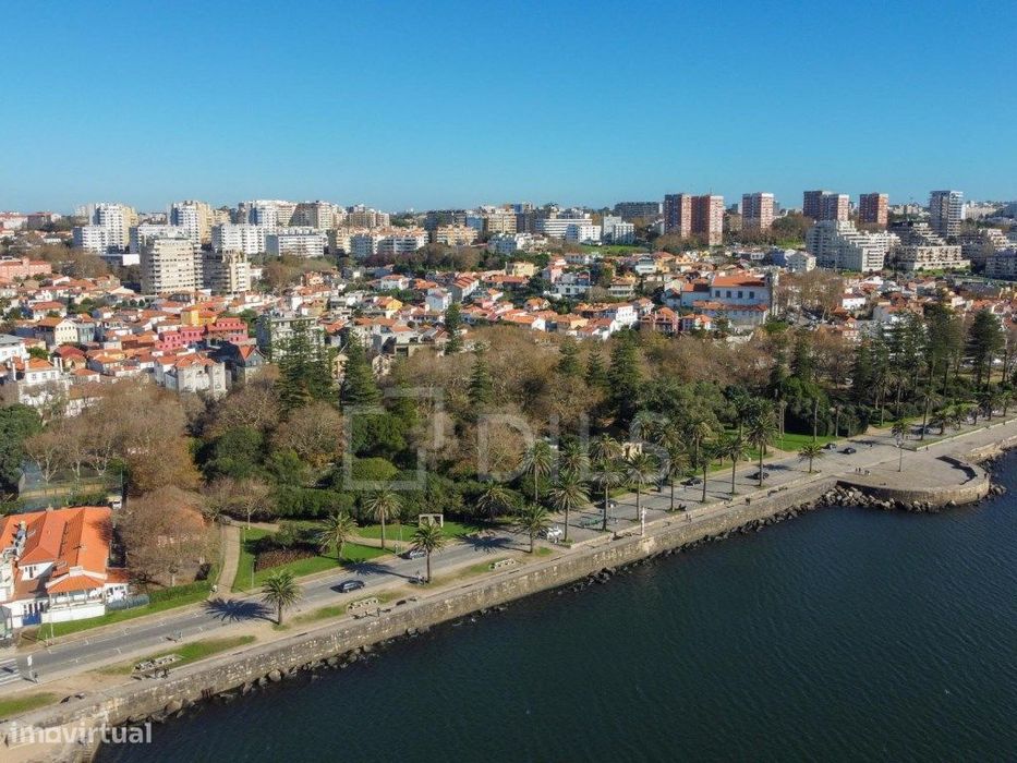 Apartamento T1 com varanda, na Foz do Douro
