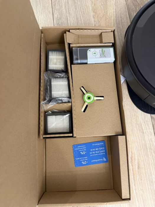Робот пилосос iRobot Roomba i7+