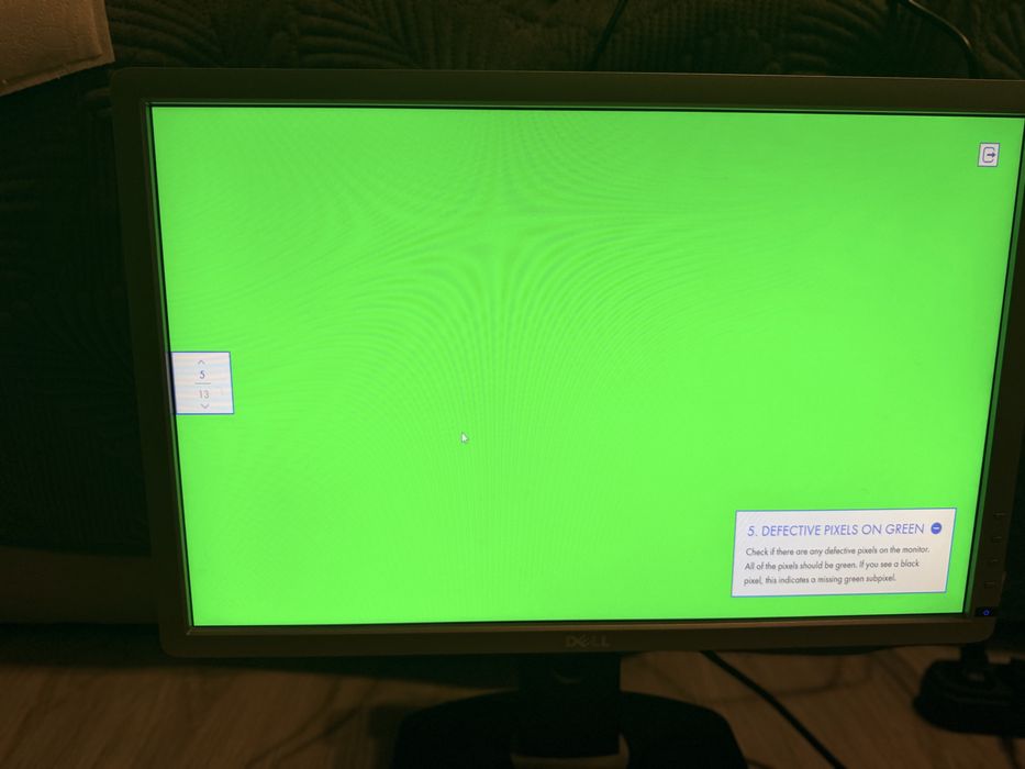 Monitor dell P2213T