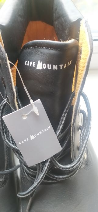 Продам новые ботинки