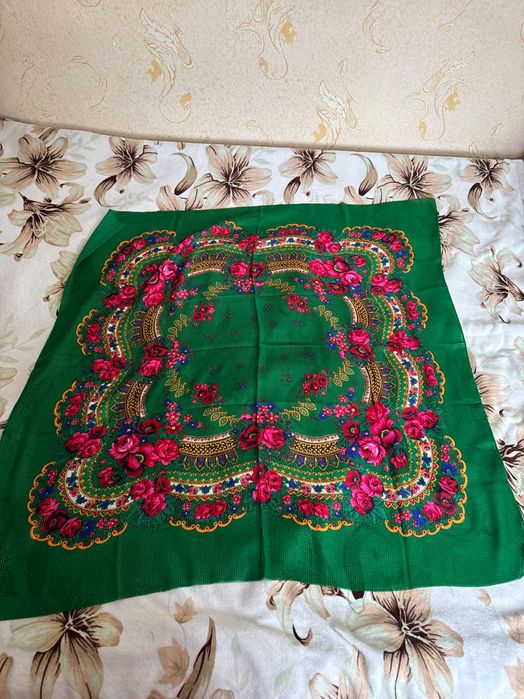 Хустки українські. Нові