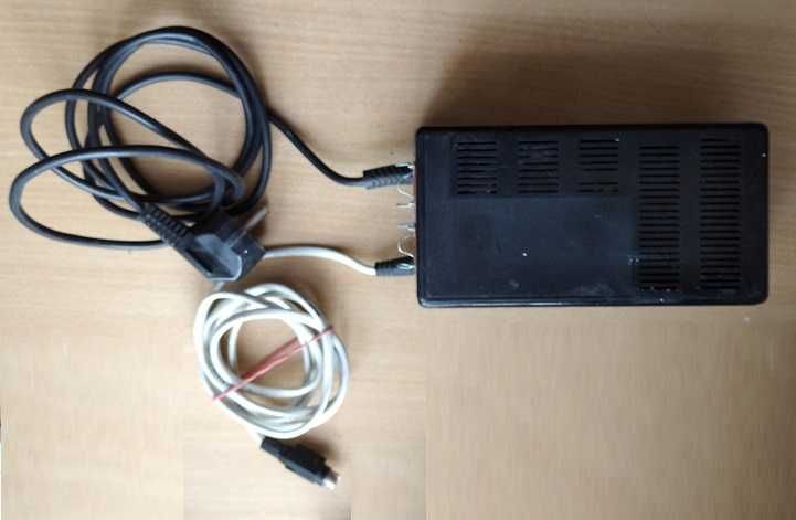 Перетворювач напруги 220-12/18/24